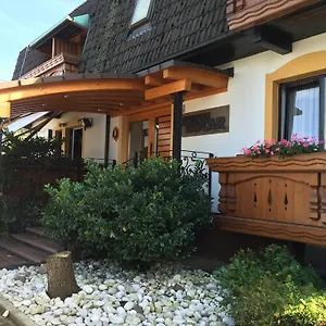 Tavcar Bed & Breakfast